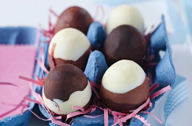 choc eggs