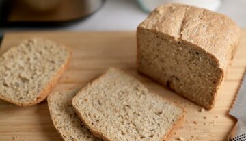 Wholemeal Sesame and Linseed Loaf