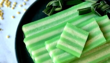 Vietnamese Steamed Layer Cake