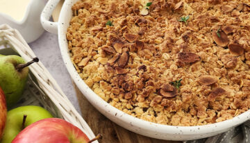Apple, Pear and Almond Crumble