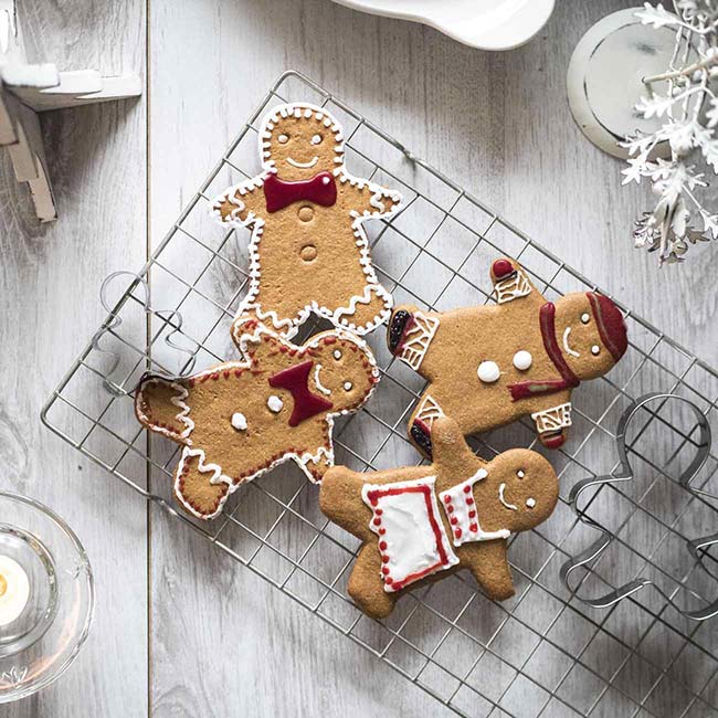 Festive Gingerbread Men - Microwave Recipe